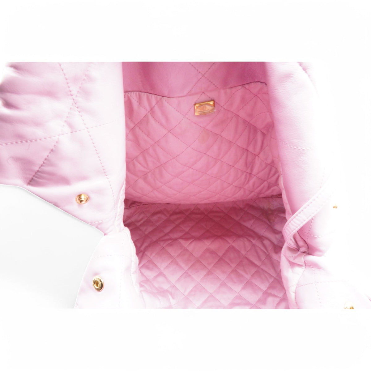 Chanel Shiny Quilted Chanel 22 Drawstring Bag Pink Large