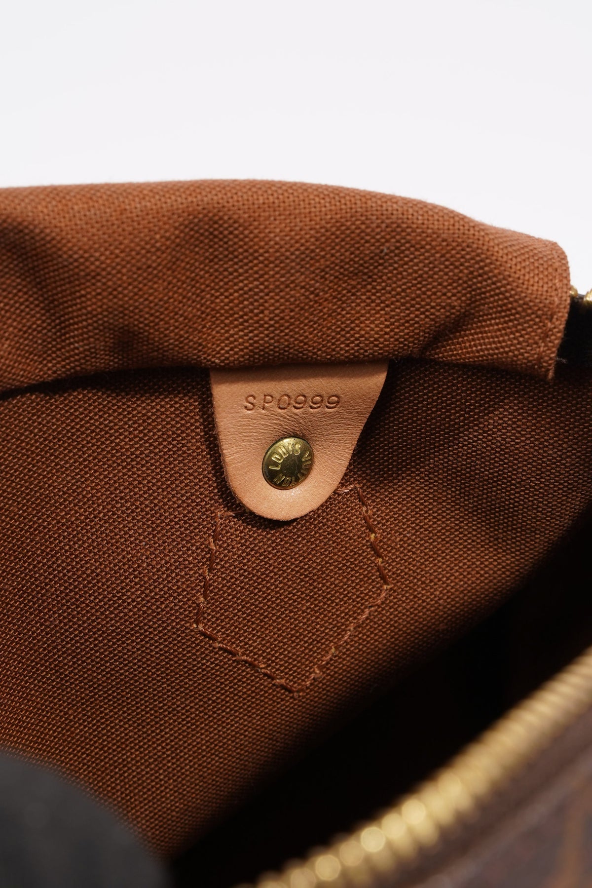 Louis Vuitton Speedy Monogram Canvas 25