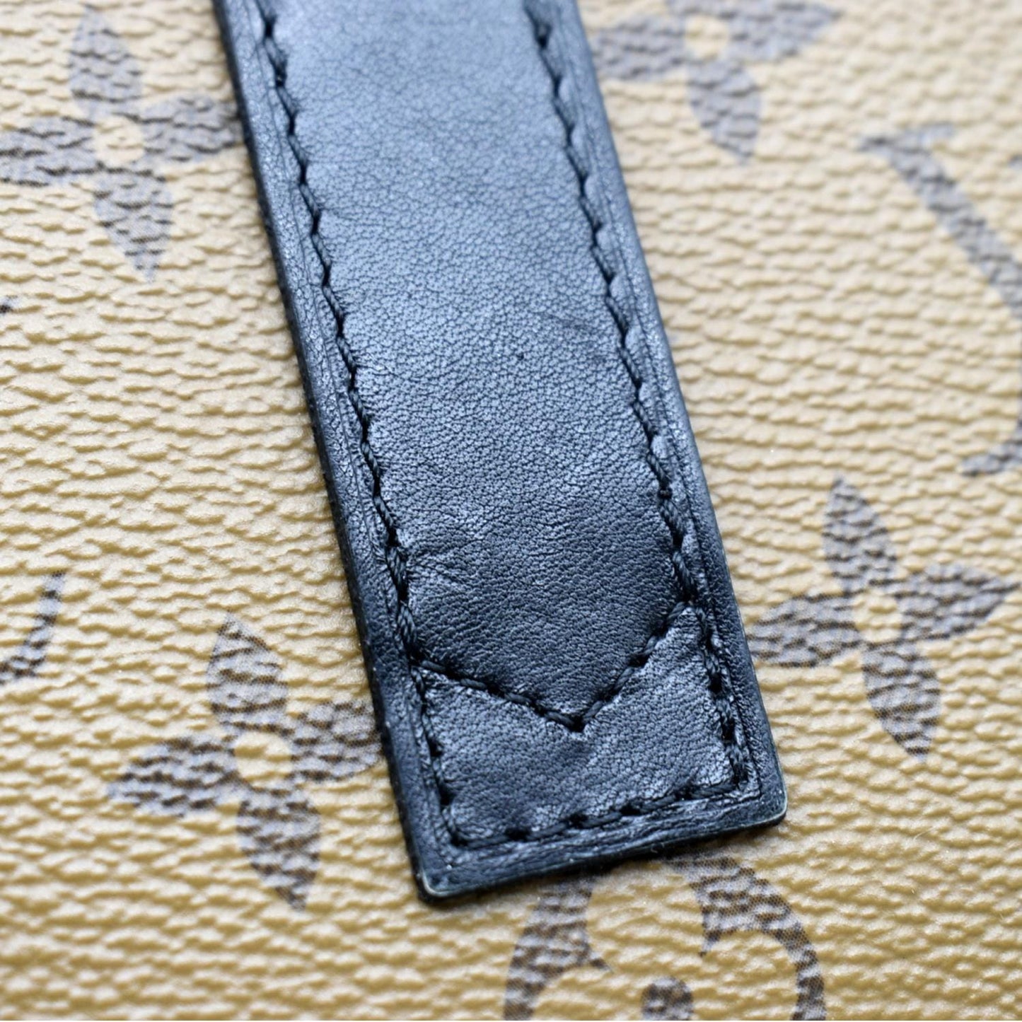 LOUIS VUITTON Petite Boite Chapeau Reverse Monogram Canvas Shoulder Bag Brown