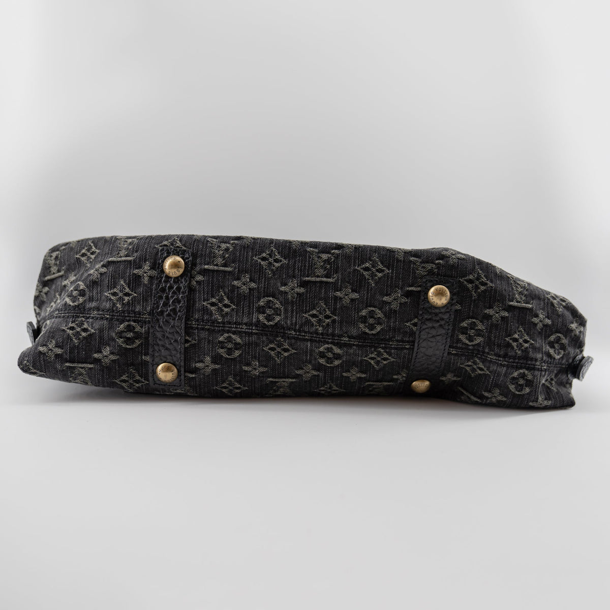 Louis Vuitton Neo Cabby MM Monogram Denim Noir