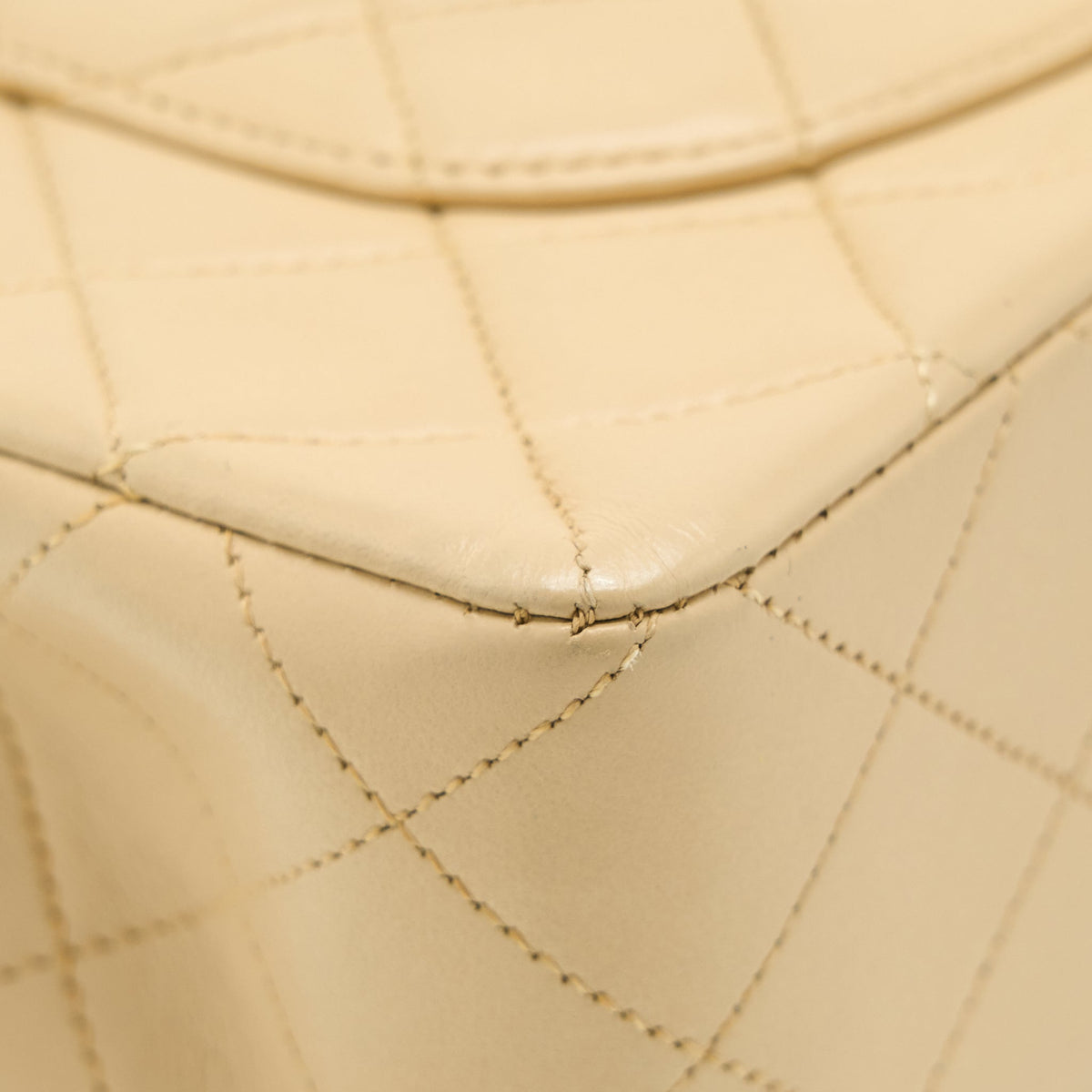 Chanel Vintage Small Classic Double Flap Bag Lambskin Beige GHW