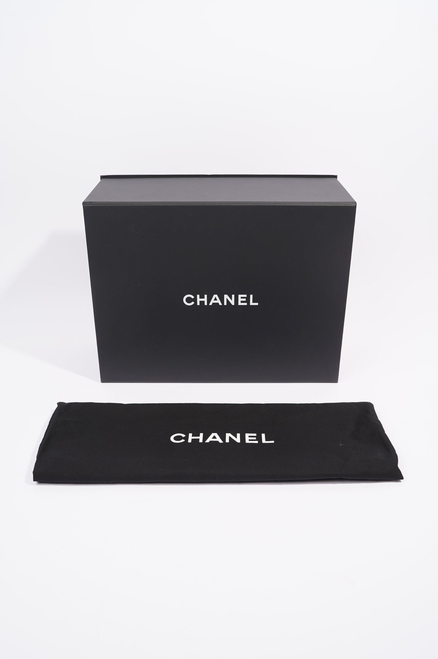 Chanel Womens Gabrielle Hobo Bag Black Lambskin Large