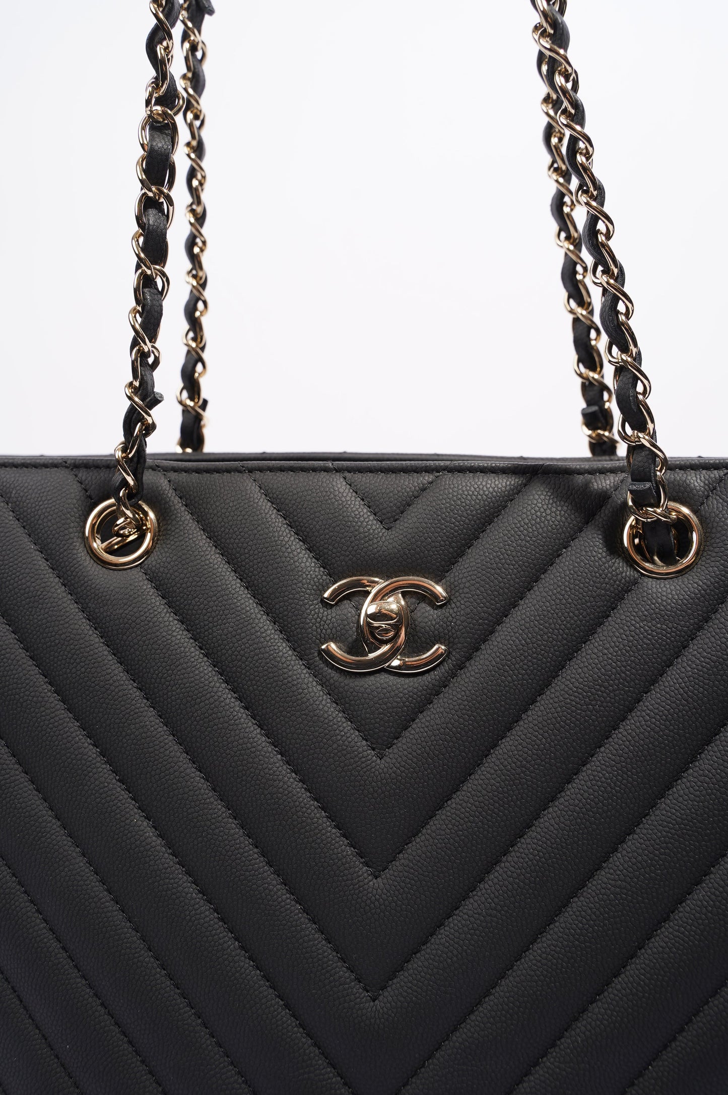 Chanel Womens Lambskin Classic Chevron Timeless Tote Black