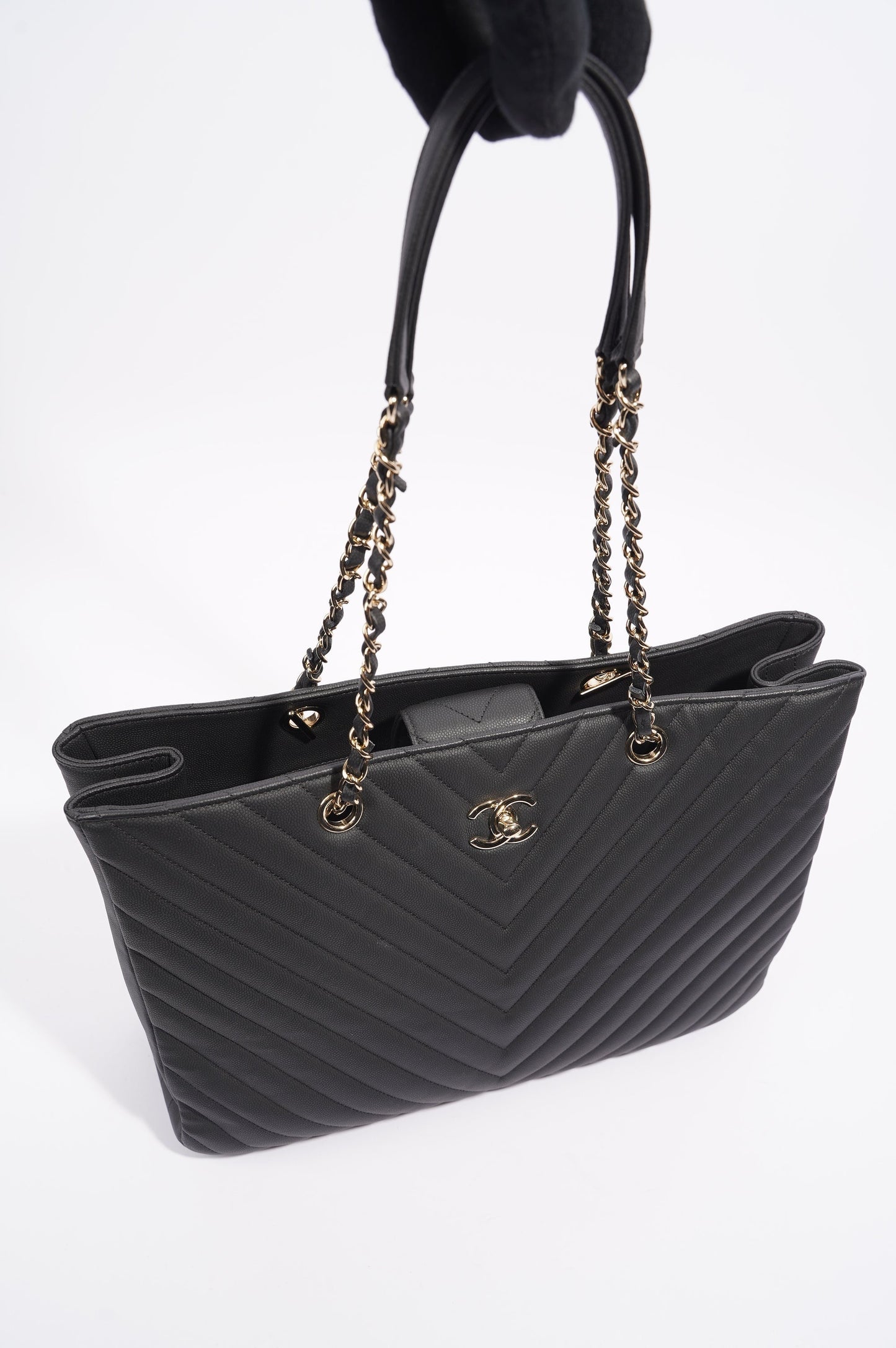 Chanel Womens Lambskin Classic Chevron Timeless Tote Black