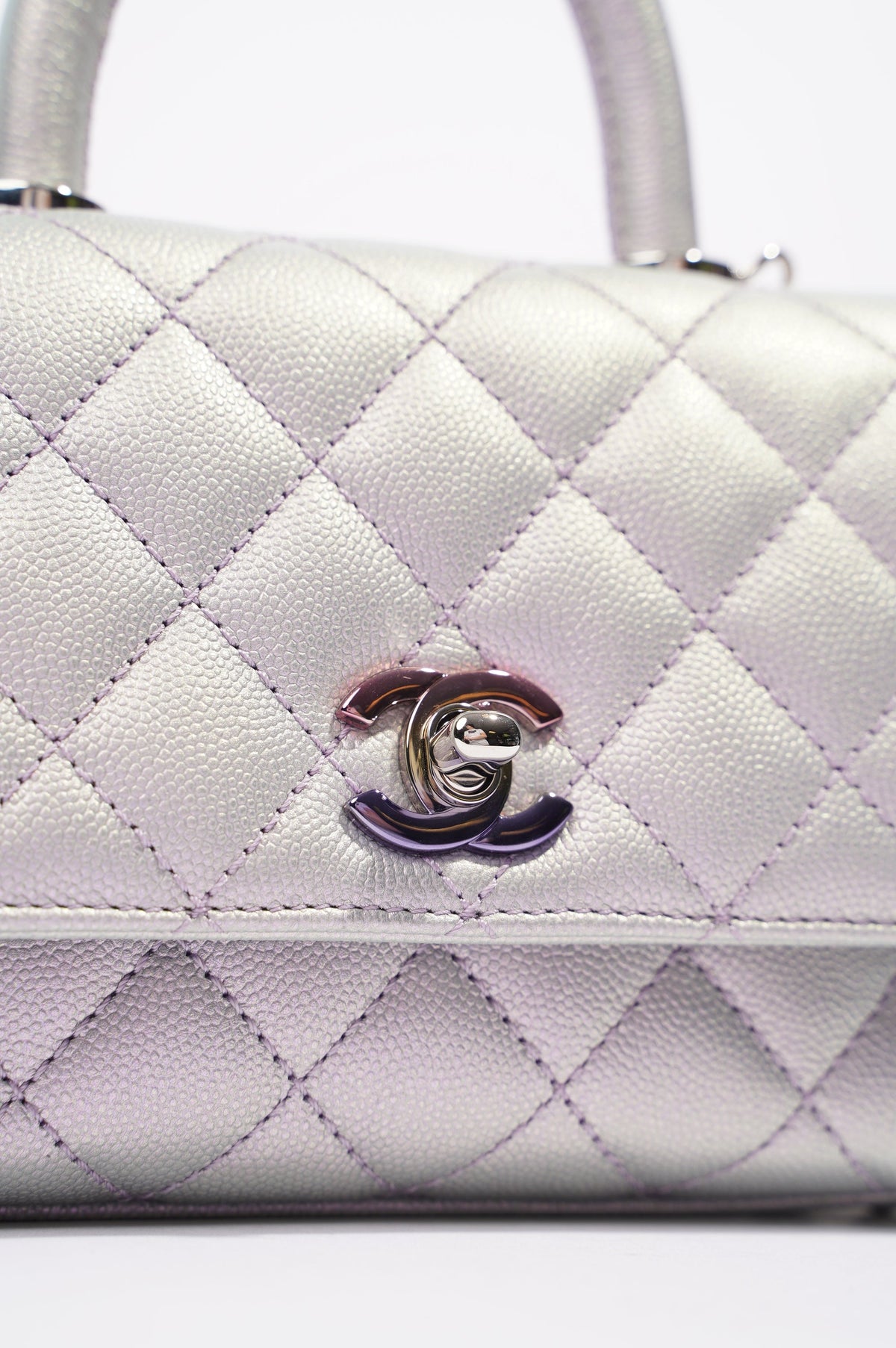 Chanel Womens 21K Coco Handle Iridescent Purple Caviar Mini