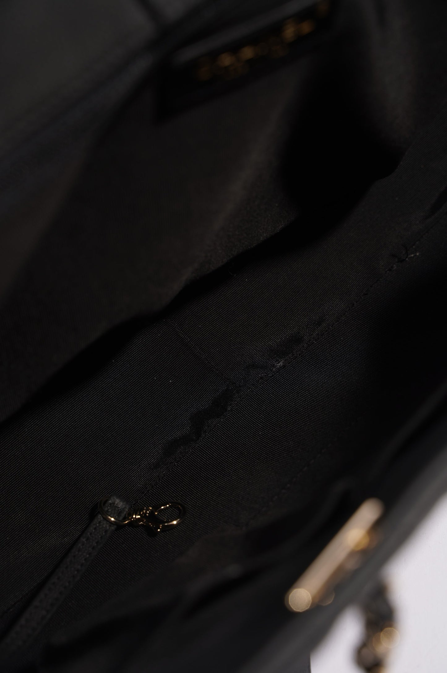 Chanel Womens Lambskin Classic Chevron Timeless Tote Black