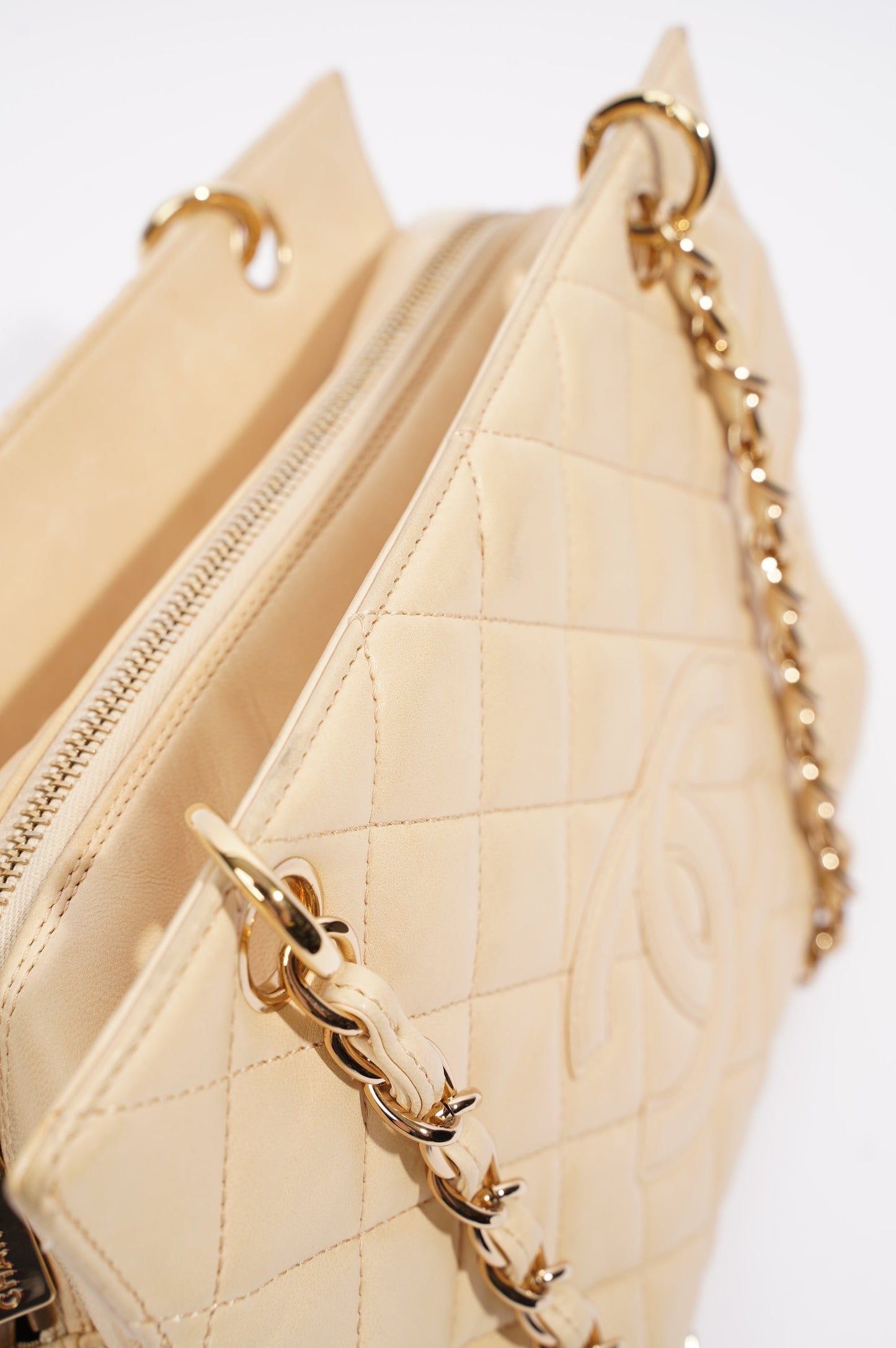 Chanel Womens Vintage Petit Timeless Tote Cream Leather Small