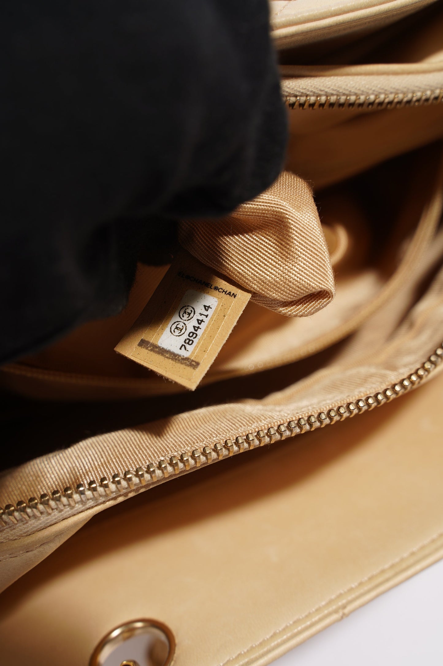 Chanel Womens Vintage Petit Timeless Tote Cream Leather Small