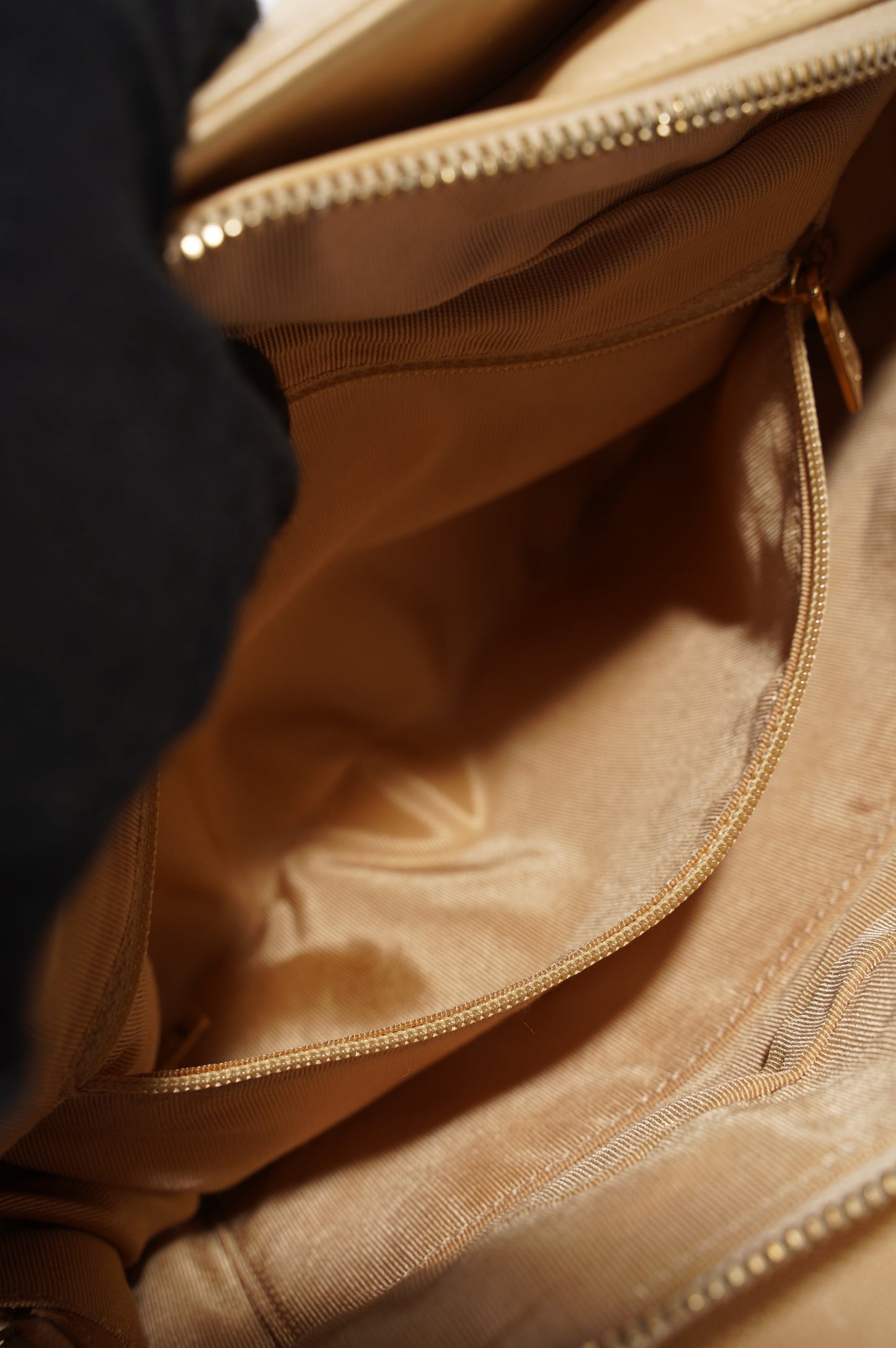 Chanel Womens Vintage Petit Timeless Tote Cream Leather Small