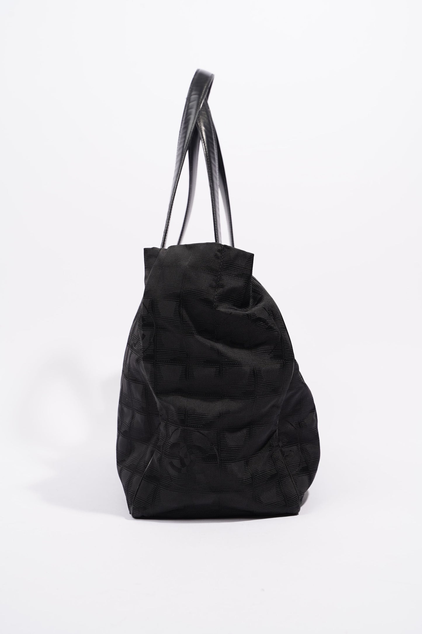 Chanel Womens Vintage Travel Line Tote Black