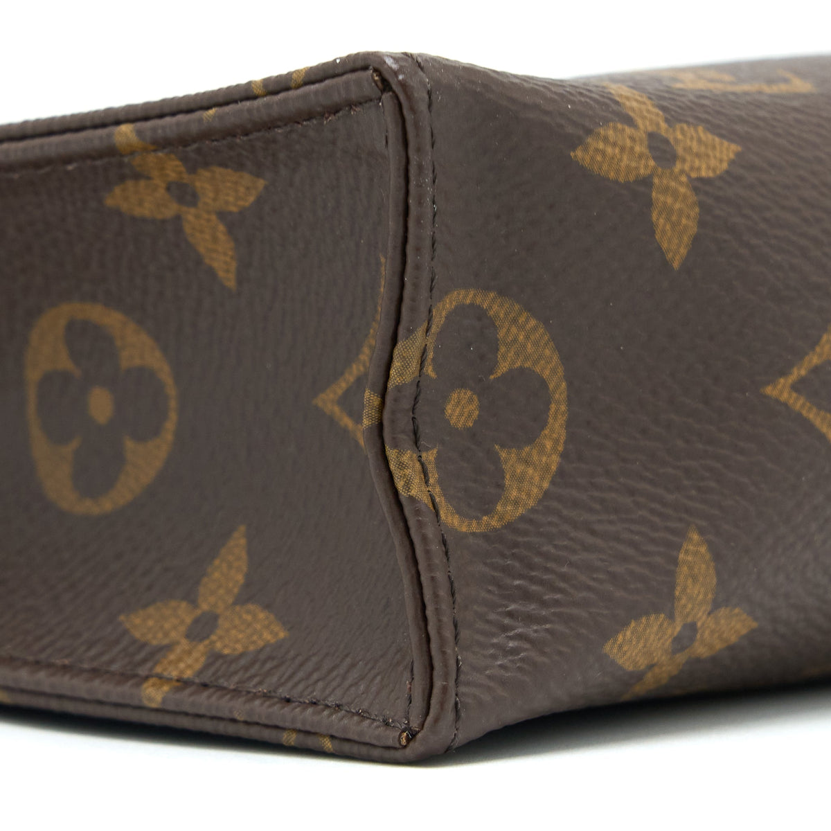 Louis Vuitton Toiletry Pochette 26 Monogram Canvas GHW