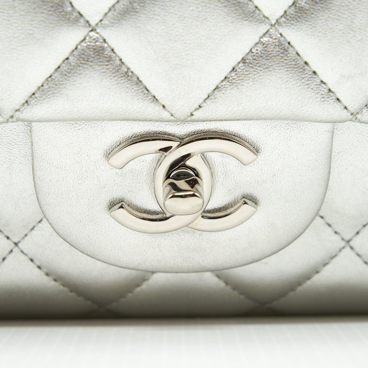 Chanel Maxi Classic Double Flap Bag Lambskin Sliver SHW