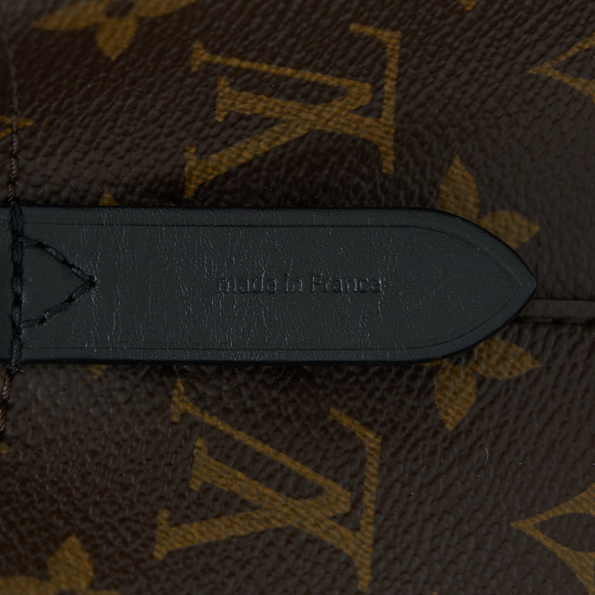Louis Vuitton Neo Noe Monogram Canvas GHW