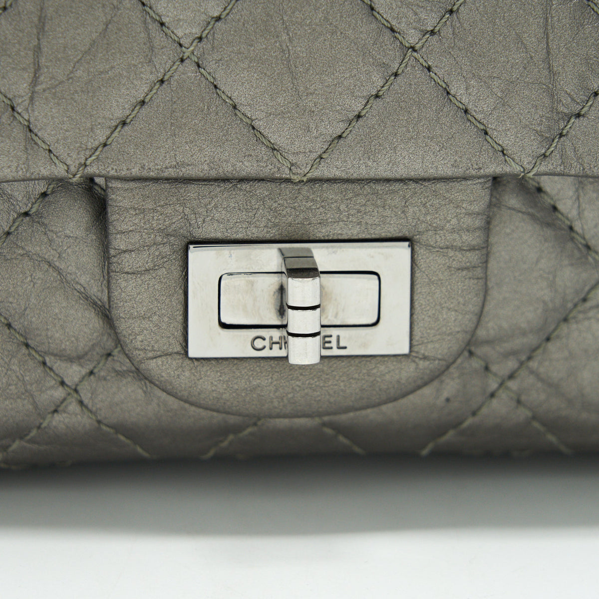 Chanel Small reissue 2.55 225 Double Flap Bag silver grey