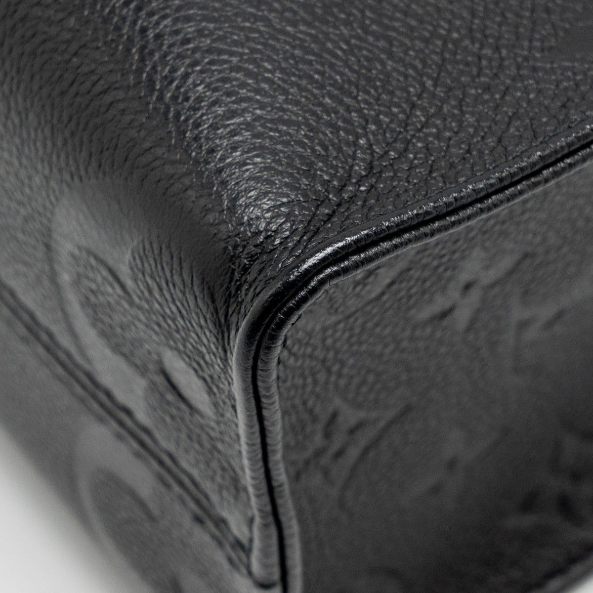 Louis Vuitton OnTheGo PM Monogram Empreinte Leather Black GHW