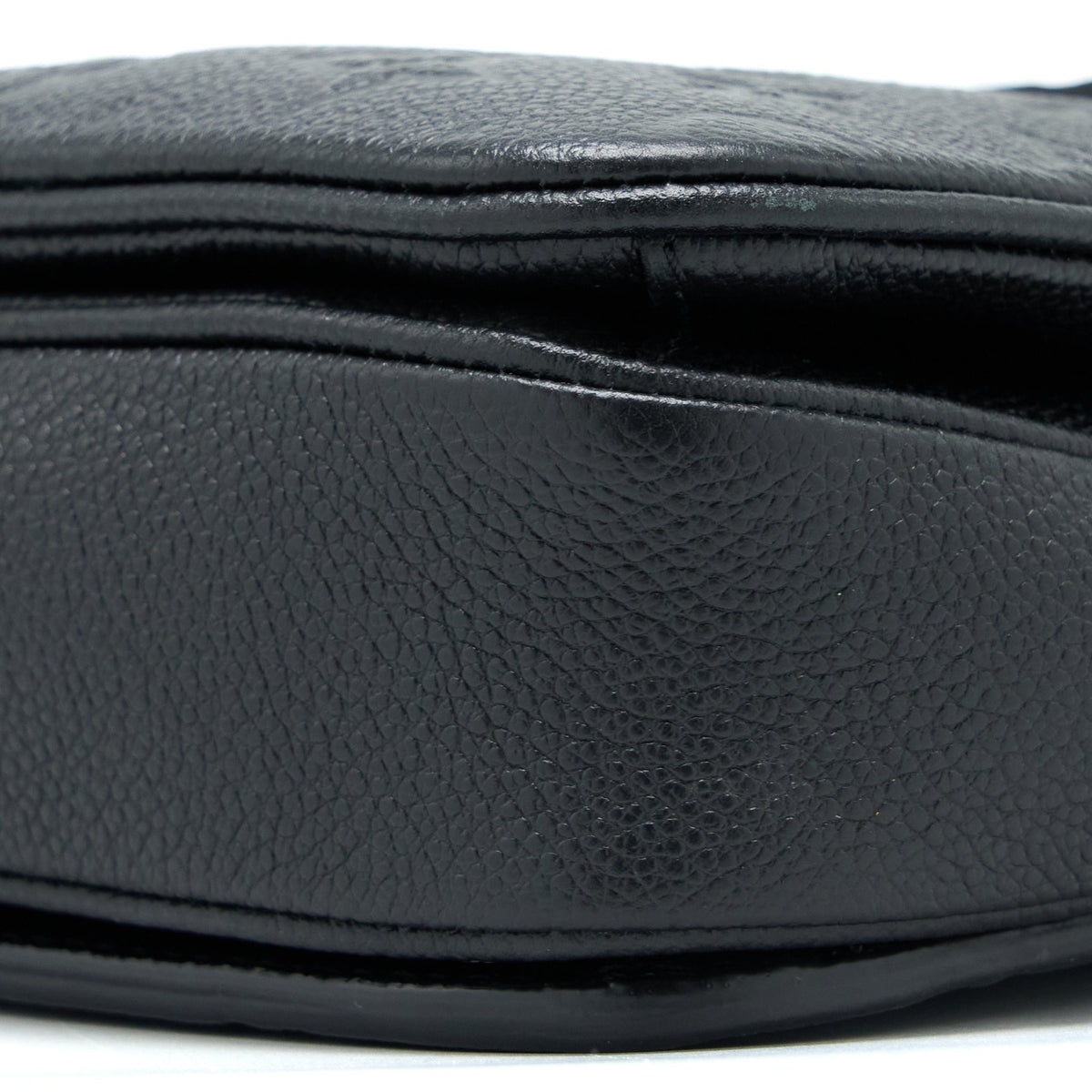 Louis Vuitton Pochette Metis Monogram Empriente Black GHW