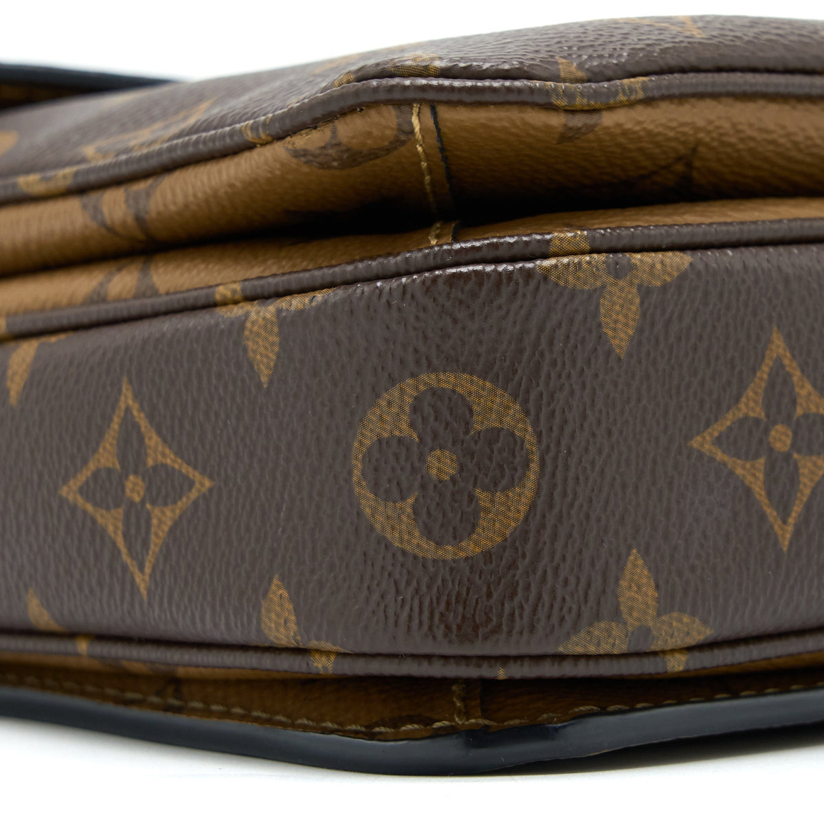 Louis Vuitton Pochette Metis Monogram Reverse Canvas GHW