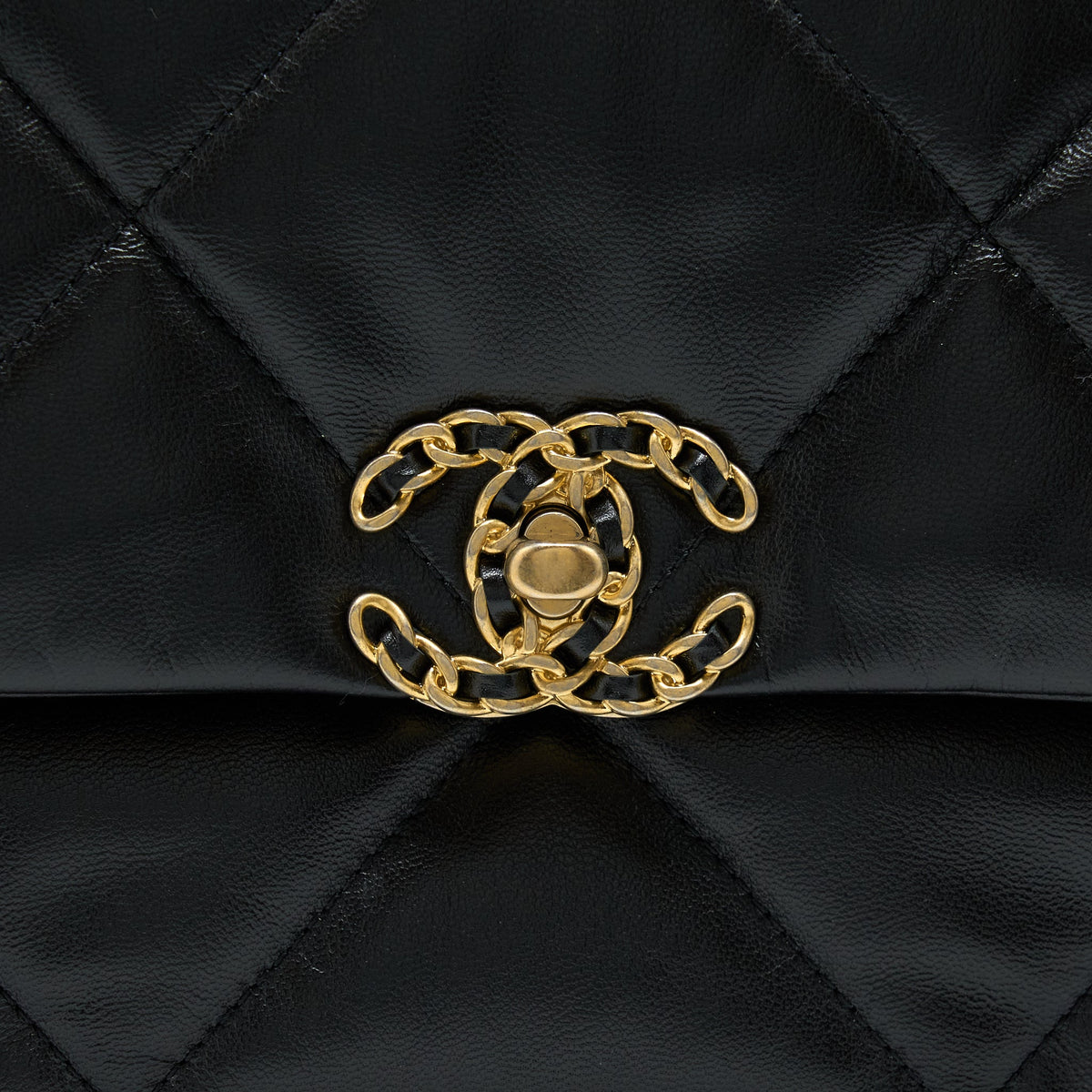 Chanel Medium 19 Bag Goatskin Black With Multicolour Hardware