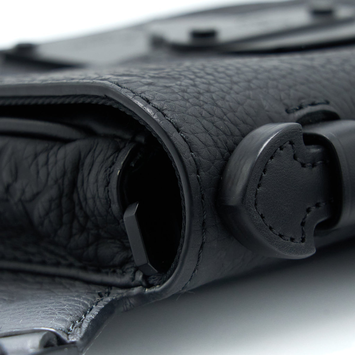 Louis Vuitton S Lock Slingbag Monogram-Embossed Taurillon Black Black Hardware (New Version)
