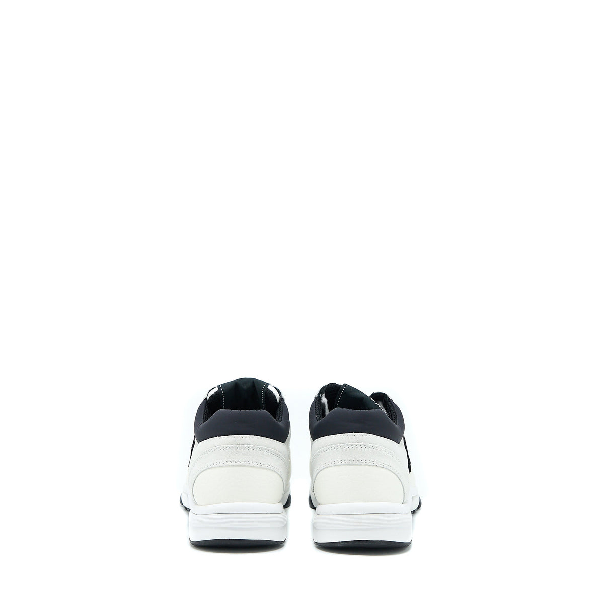 Chanel Size 37 CC Logo Sneaker Calfskin/Suede Black/White