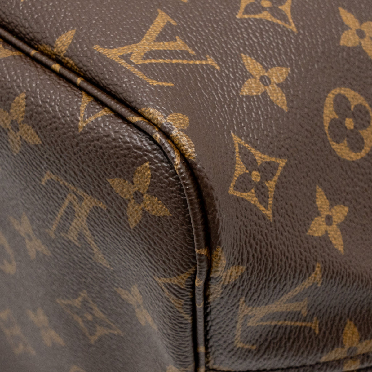 Louis Vuitton Neverfull MM Monogram CAnvas GHW