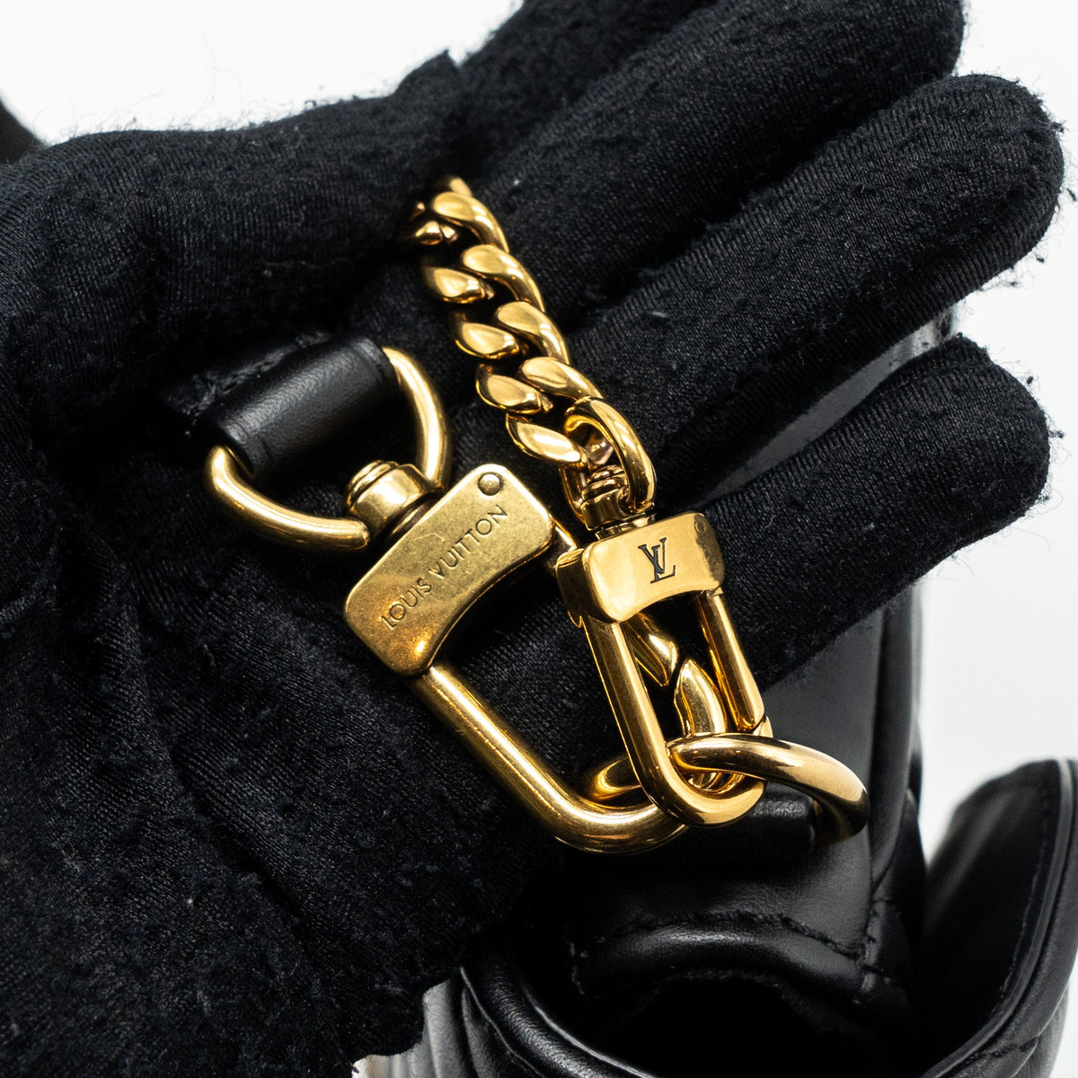 Louis Vuitton New Wave Multi Pochette Calfskin Black GHW