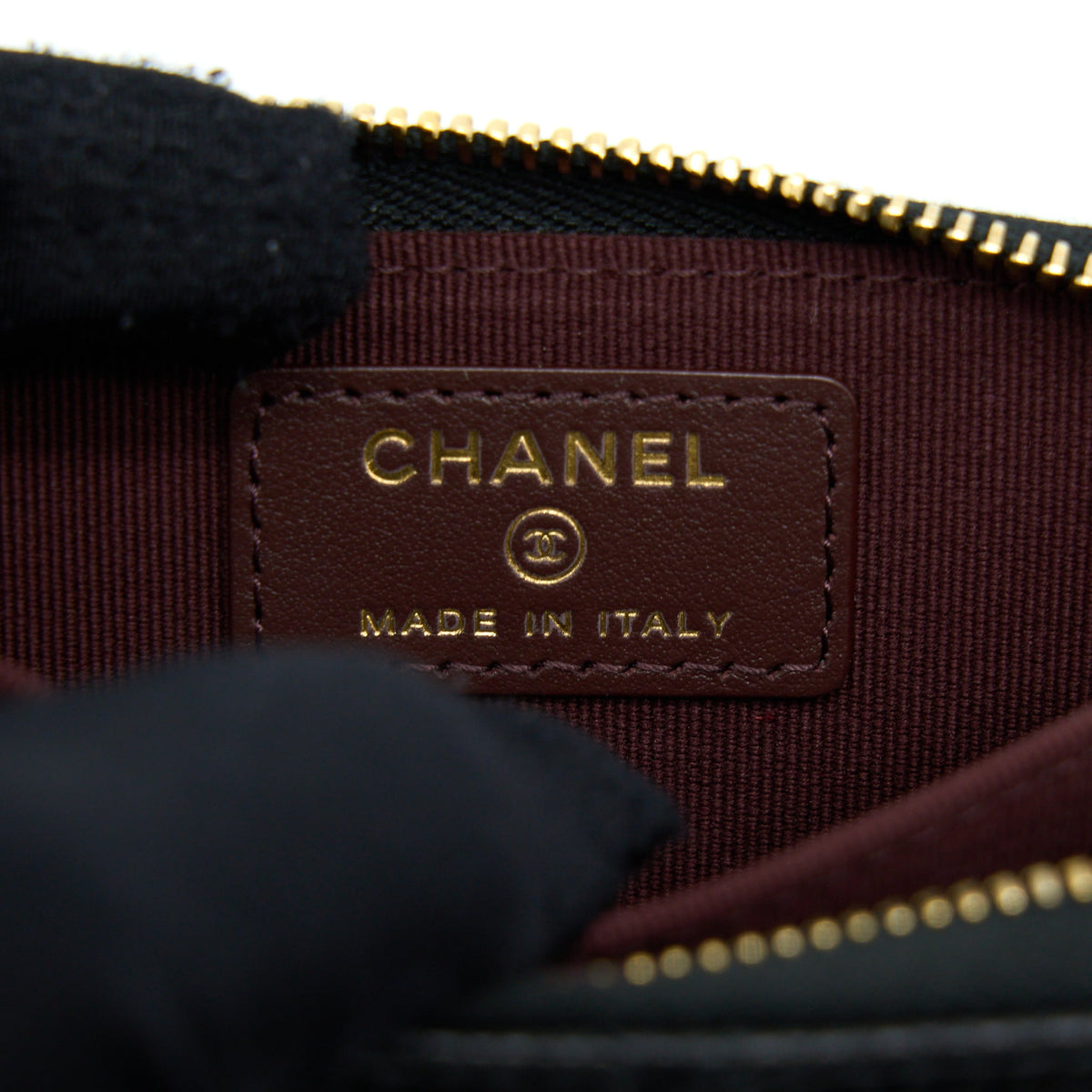 Chanel Zip Small Card Holder Caviar black GHW
