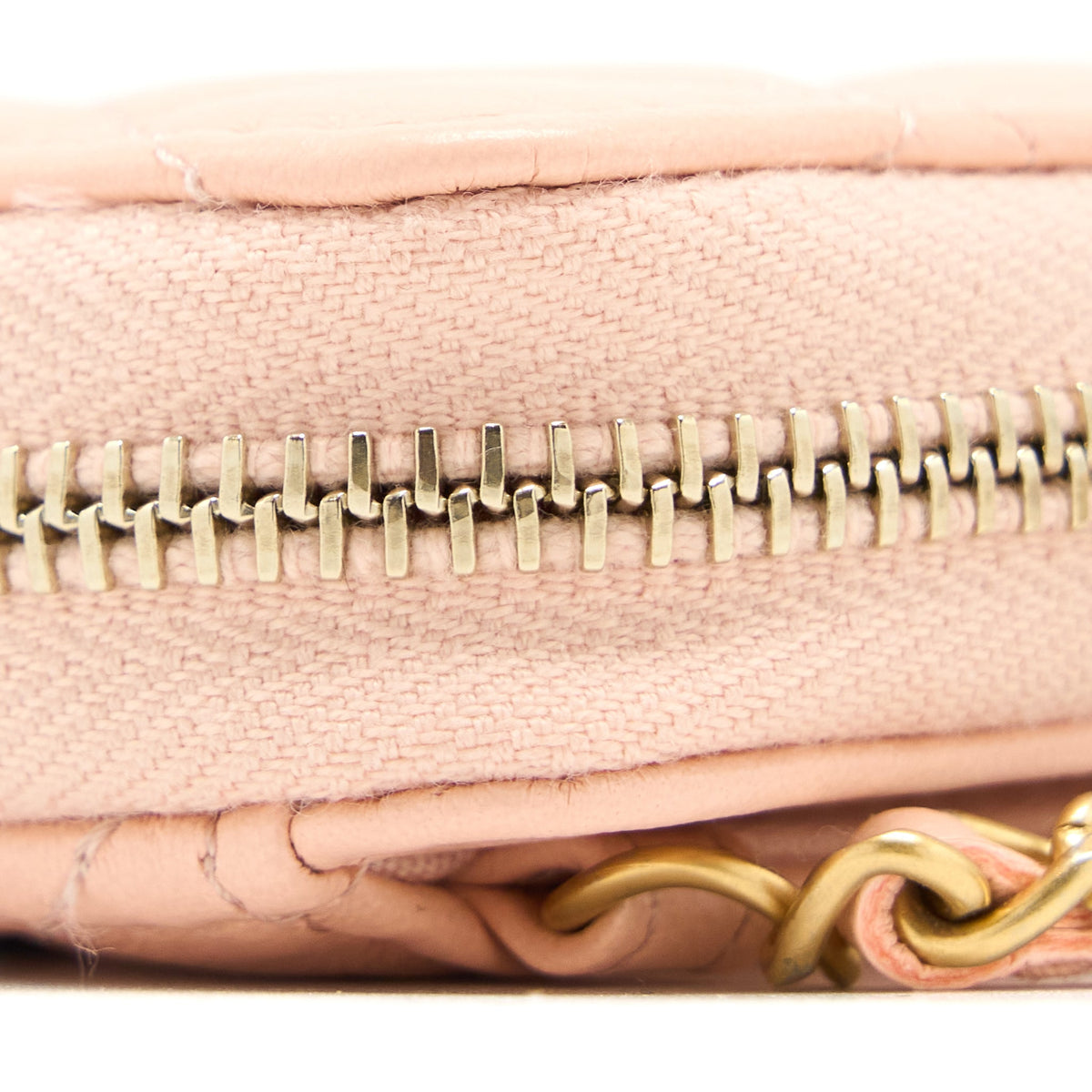 Chanel Pearl Crush Zippy  Holder Lambskin Light Pink Brushed GHW