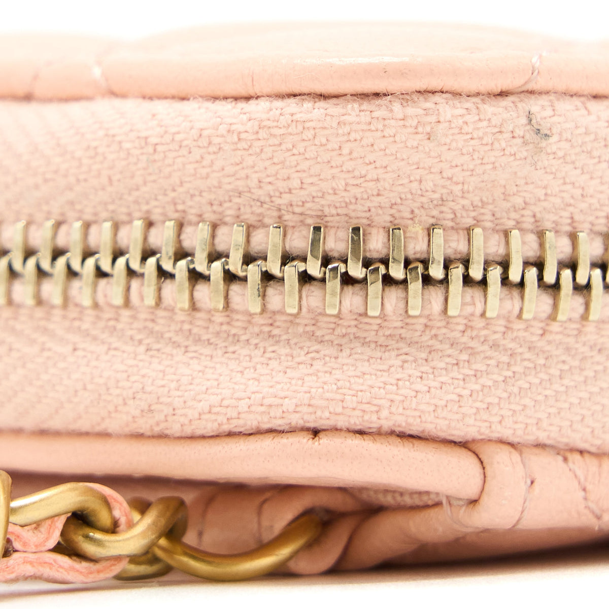 Chanel Pearl Crush Zippy  Holder Lambskin Light Pink Brushed GHW