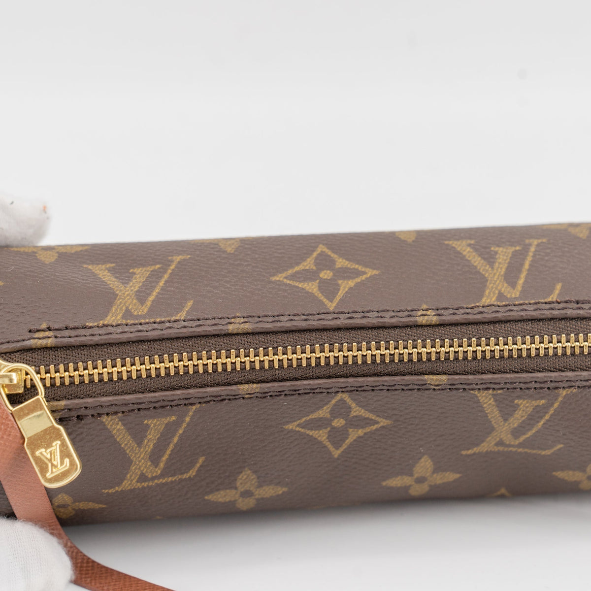 Louis Vuitton Papillon Attached Pouch TWS