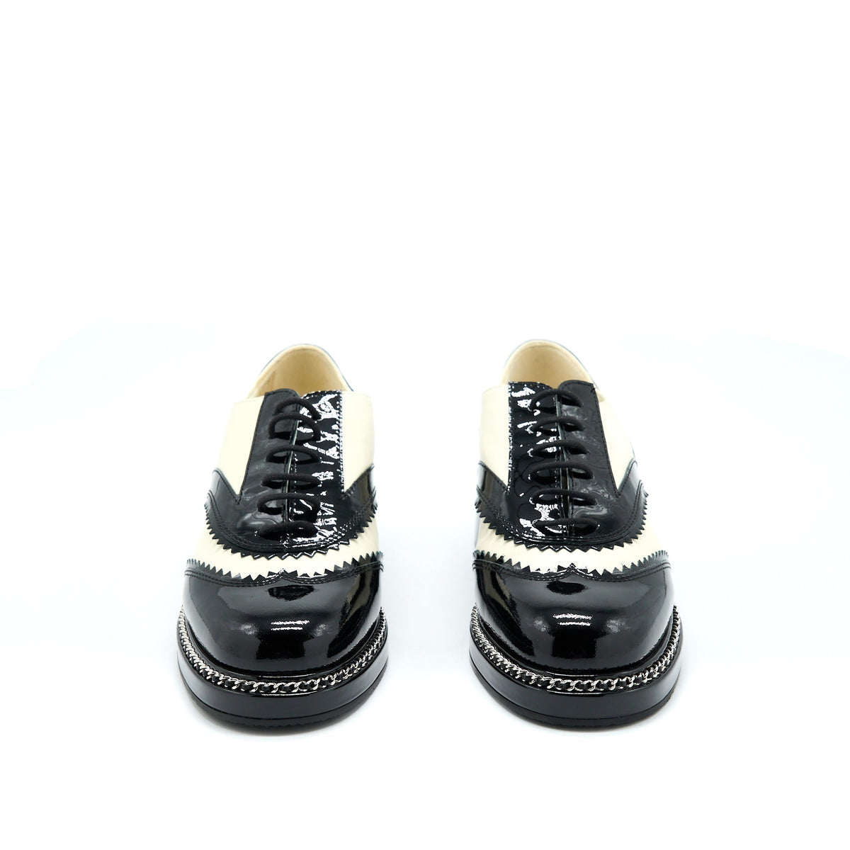 Chanel Size 38.5 Patent/Lambskin Black/White Loafer