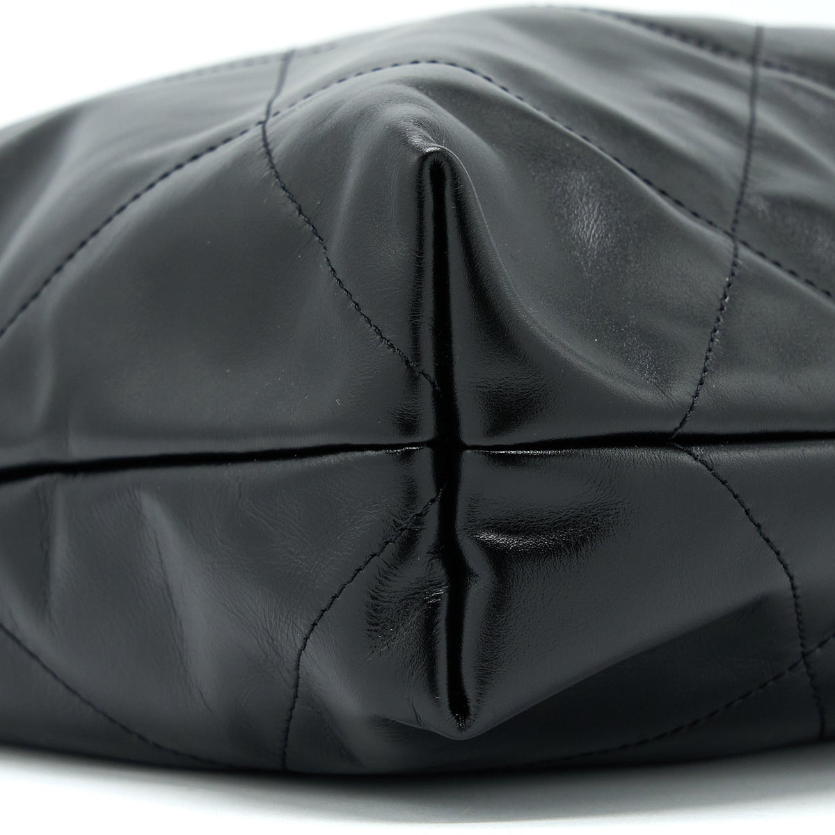 Chanel Medium 22 Bag Shiny Calfskin Black GHW (Microchip)