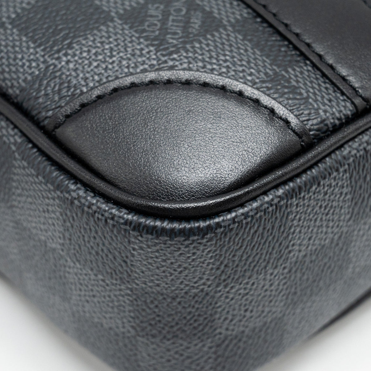 Louis Vuitton Pochette Kasai Clutch Bag Damier Graphite Canvas So Black