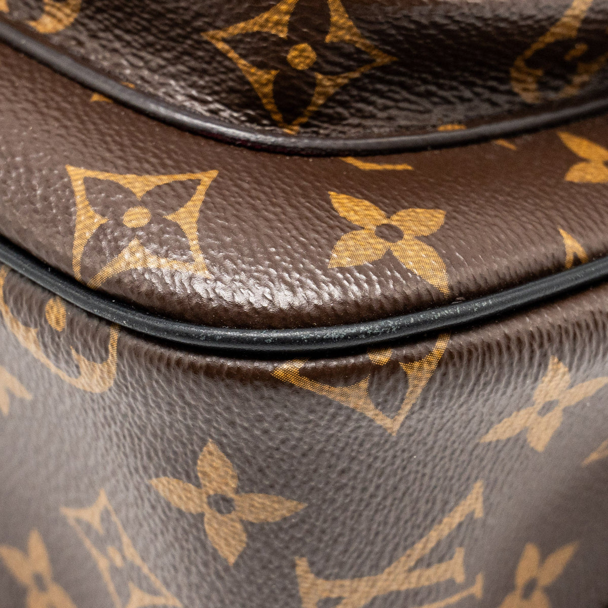 Louis Vuitton Passy Monogram Canvas Black/Gold Hardware