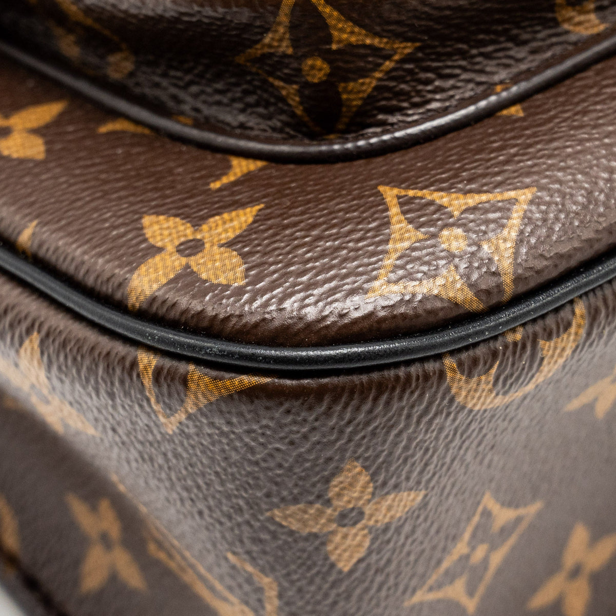 Louis Vuitton Passy Monogram Canvas Black/Gold Hardware
