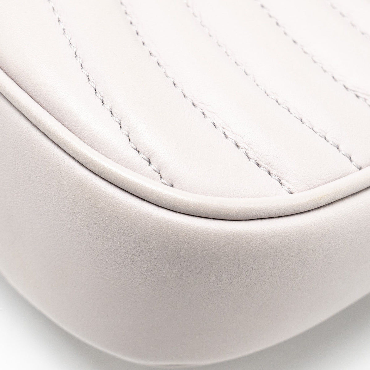 Louis Vuitton New Wave Multi Pochette Calfskin Brume GHW