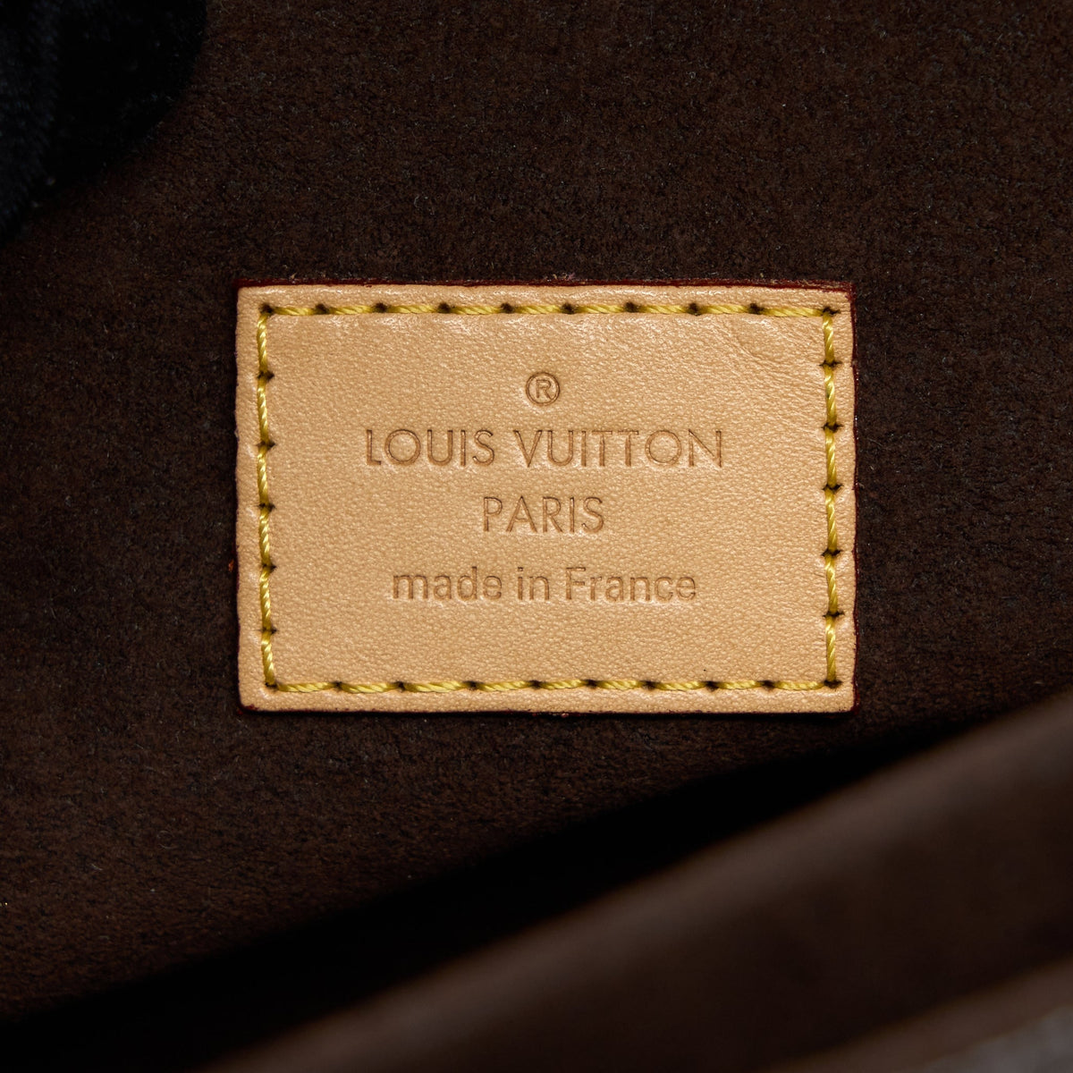 Louis Vuitton Pochette Metis Monogram Canvas GHW