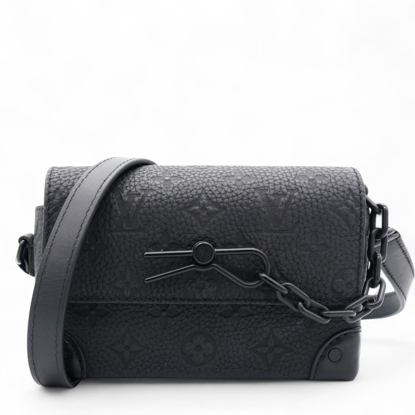 Taurillon Monogram Steamer Wearable Wallet Black