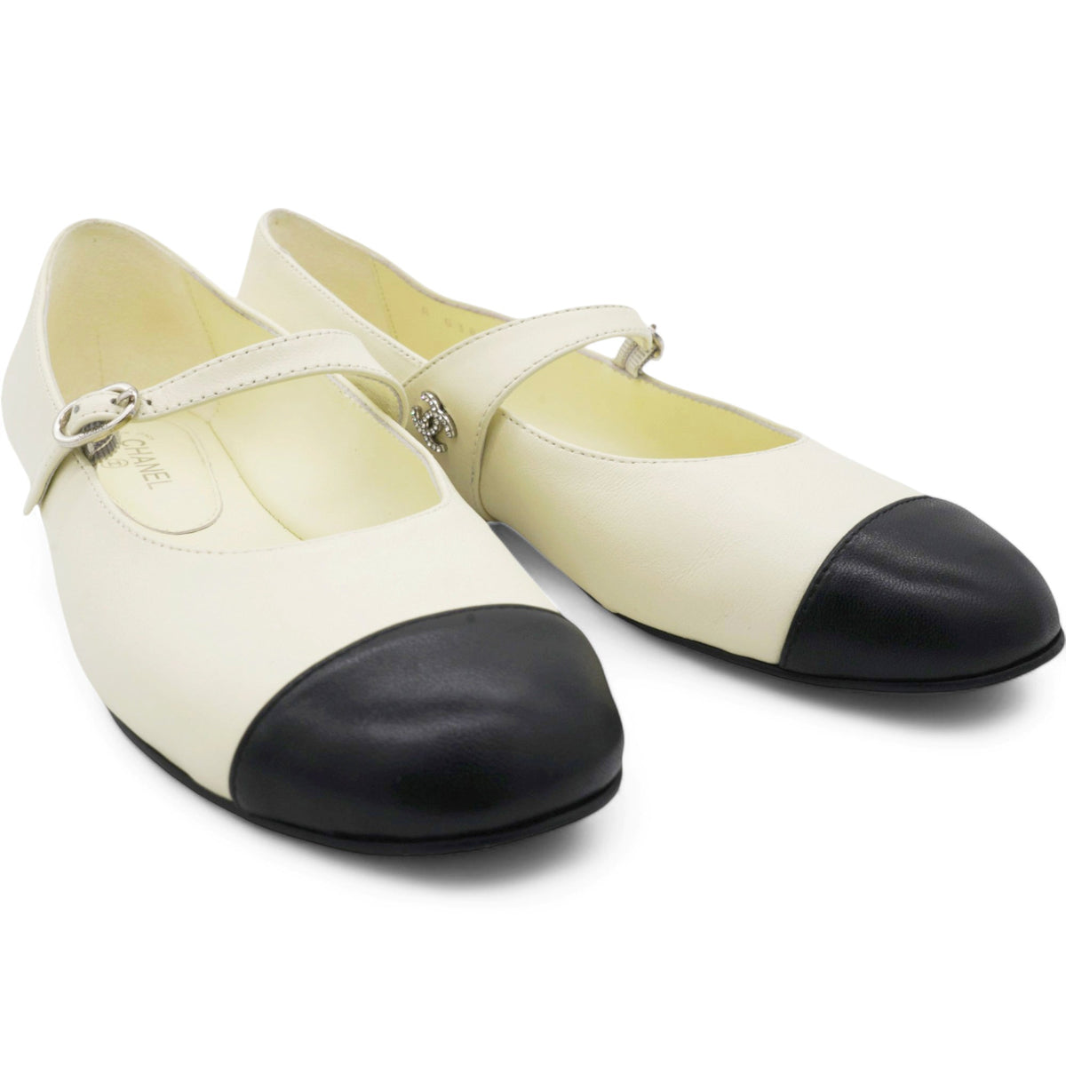 Chanel Lambskin Flats Ivory Size 38