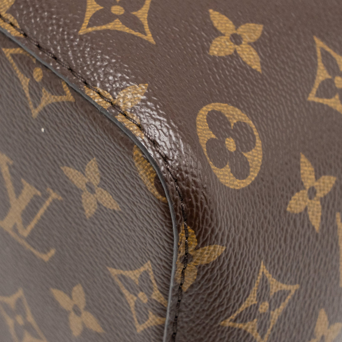 LOUIS VUITTON Neo Noe Monogram Canvas Black GHW