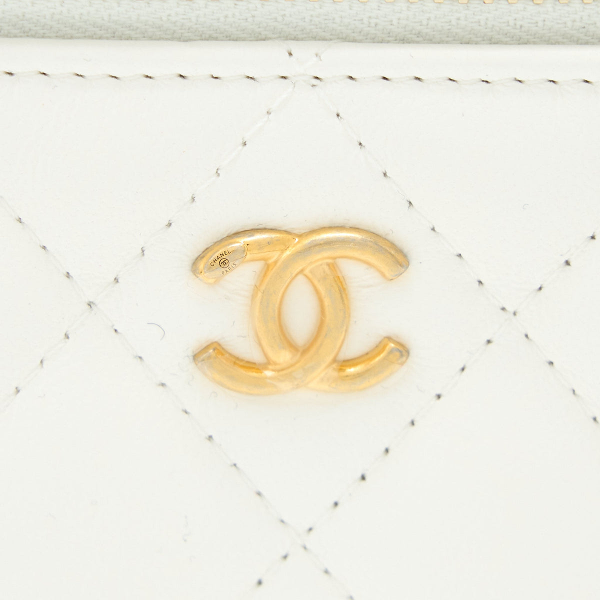Chanel Pearl Crush Long Vanity Case Lambskin White Brushed GHW