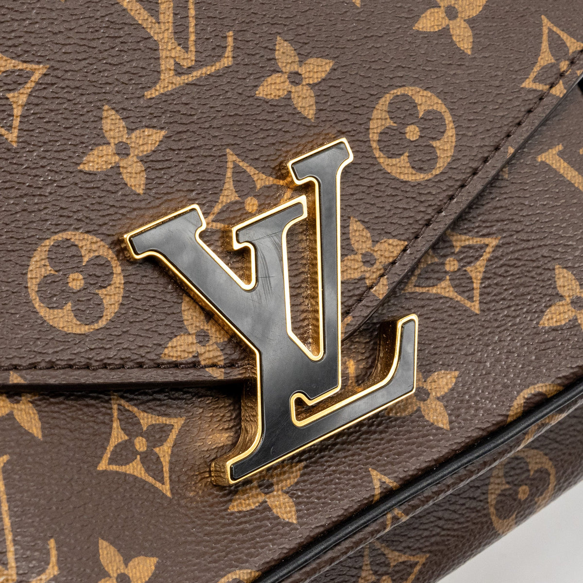 Louis Vuitton Passy Monogram Canvas Black/Gold Hardware