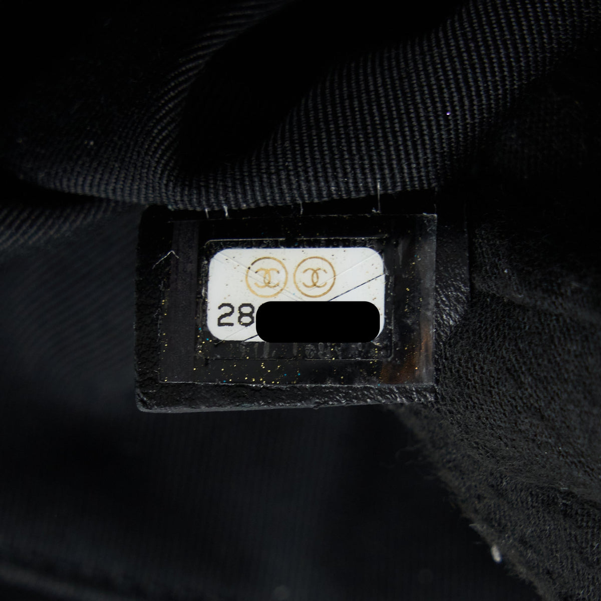 Chanel O-Case Pouch Pearl/Aged Calfskin Black LGHW