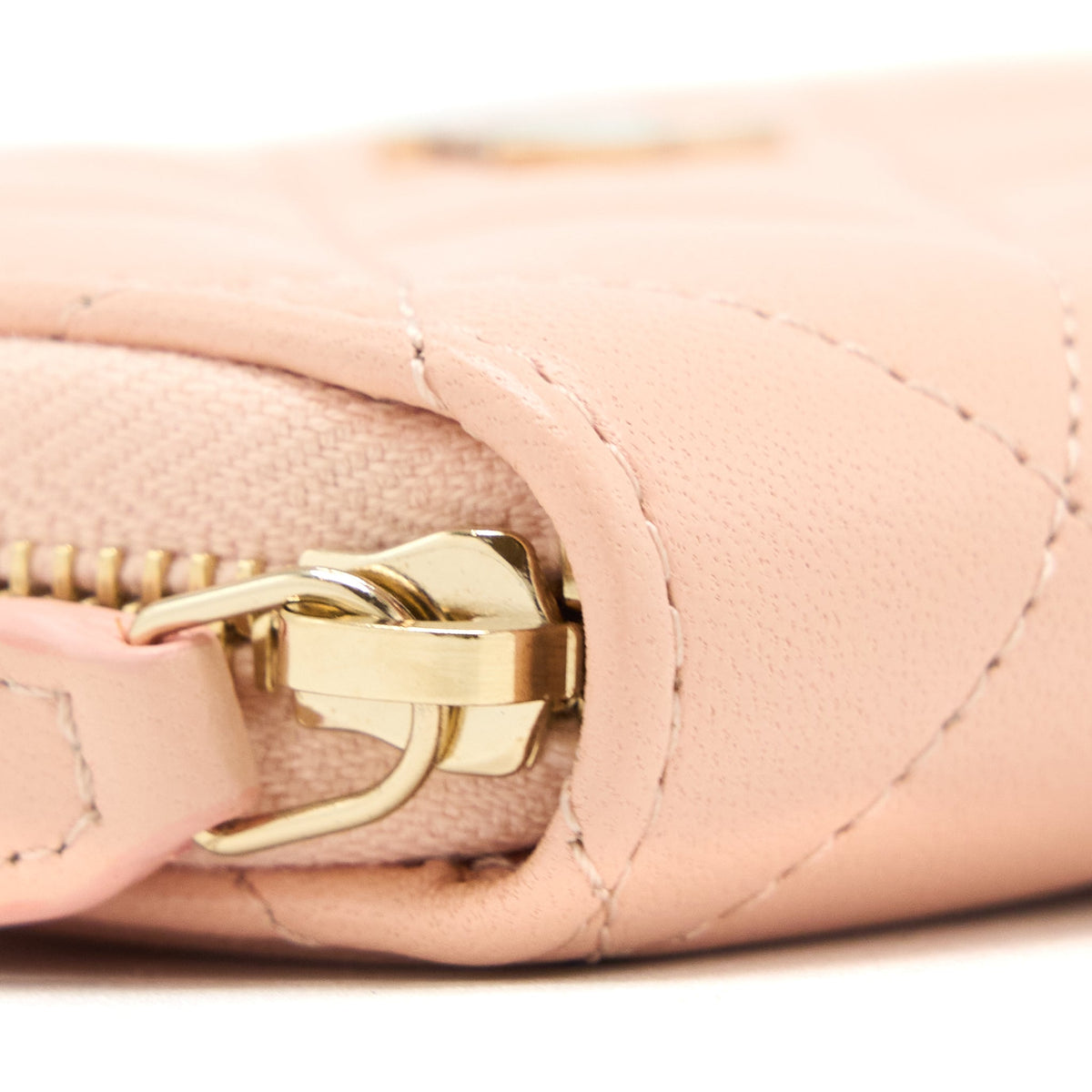 Chanel Zip  Holder Lambskin Light Pink LGHW