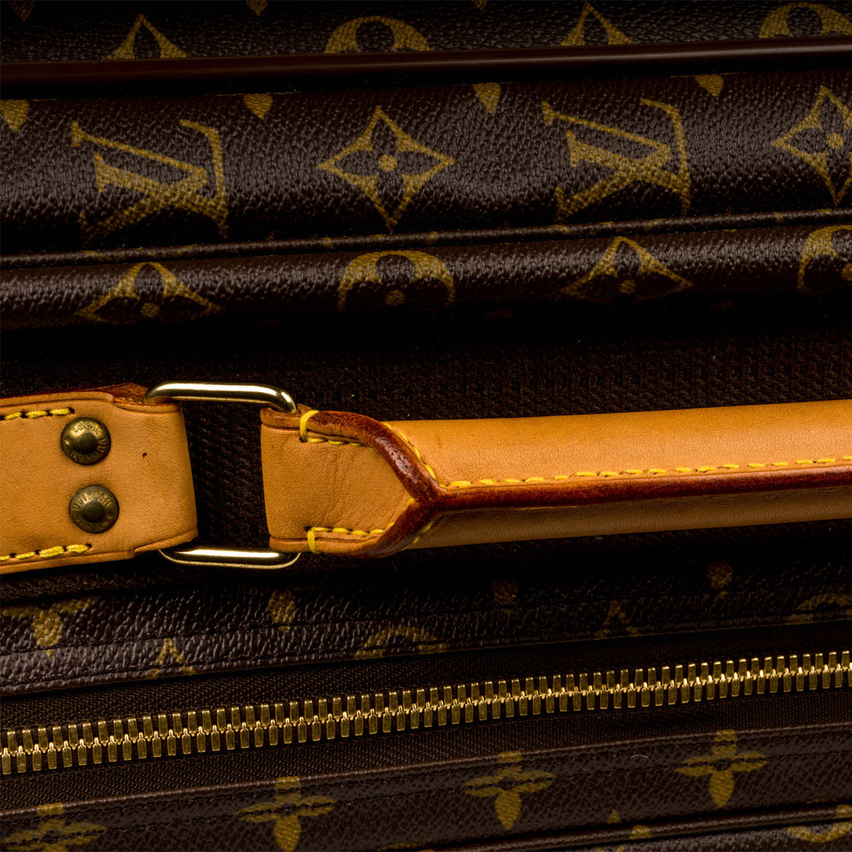 Satellite 70 Suitcase
