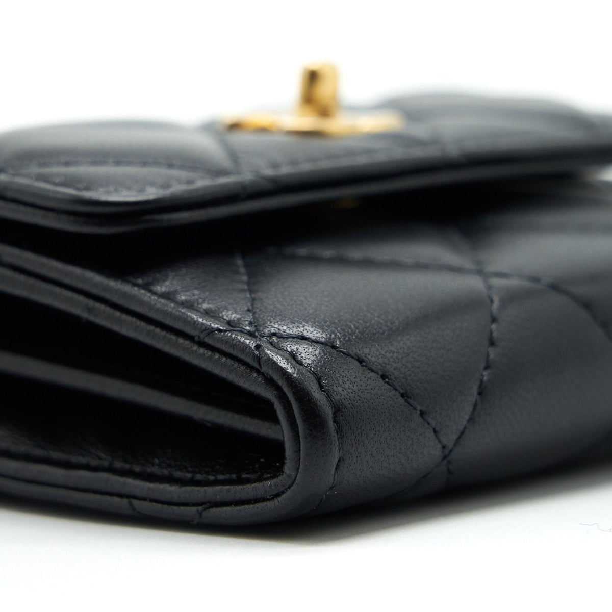 Chanel Pearl Crush Clutch With Chain Lambskin Black GHW