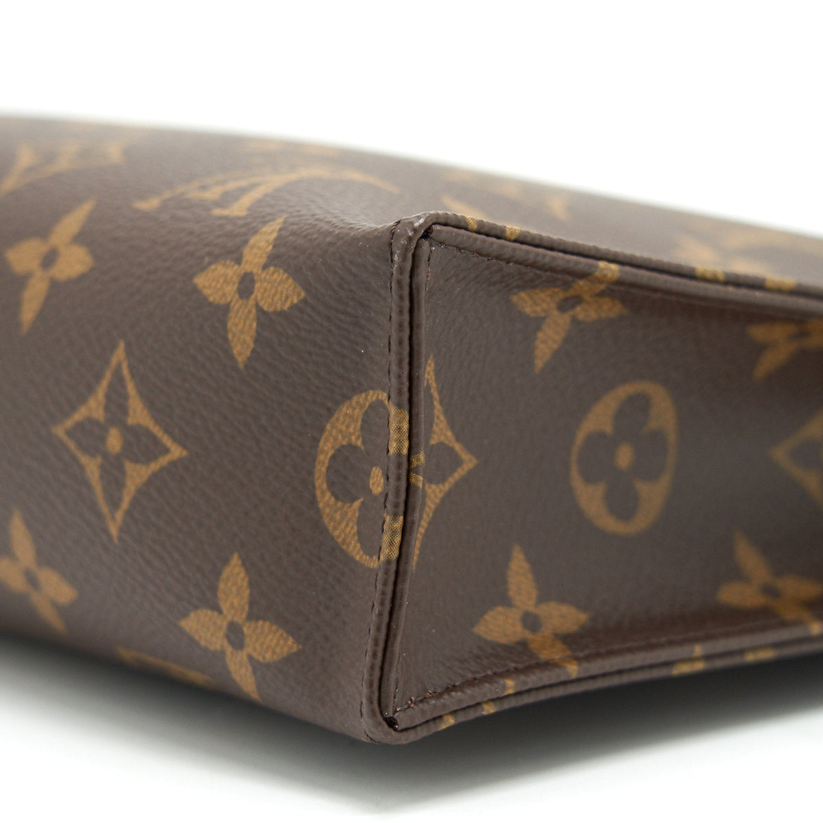 Louis Vuitton Toiletry Pochette 26 Monogram Canvas