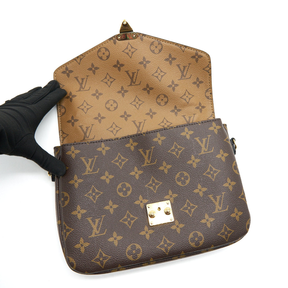 Louis Vuitton Pochette Metis Monogram Reverse Canvas