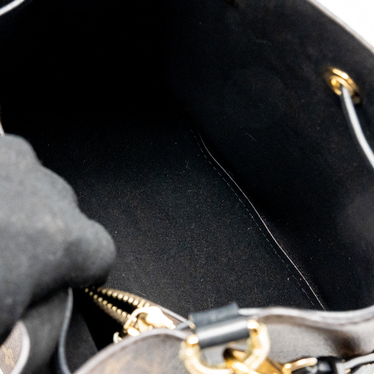 LOUIS VUITTON Neo Noe Monogram Canvas Black GHW