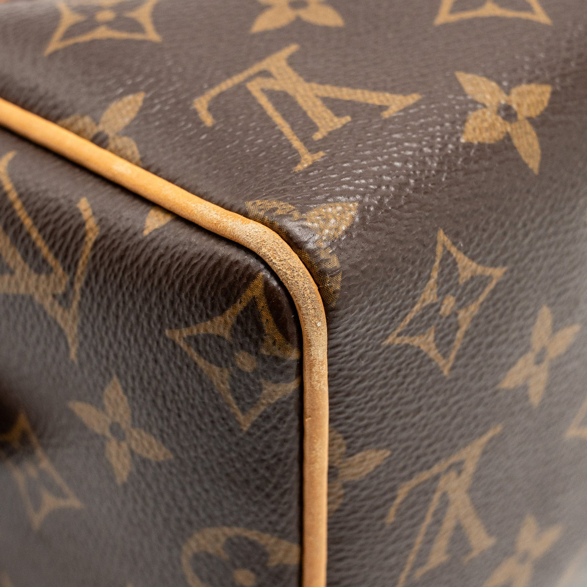 Louis Vuitton Speedy 20 bandouliere  monogram canvas black strap GHW